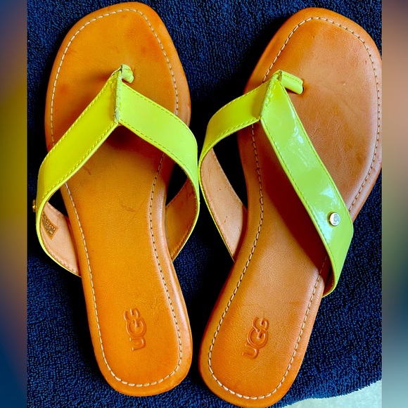 UGG Toulumne Sandals size 8, leather - Picture 1 of 2